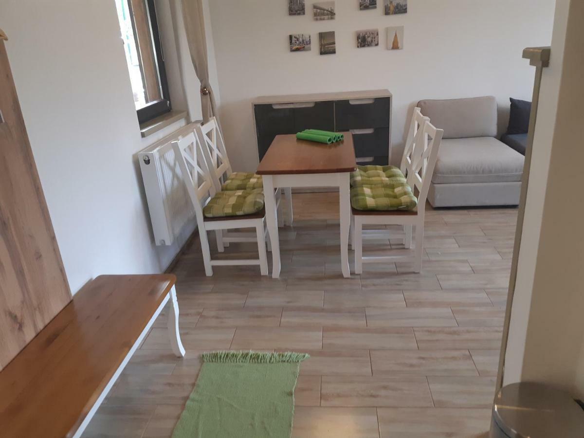 Pod Horou Apartment Stiavnicke Bane Exterior foto